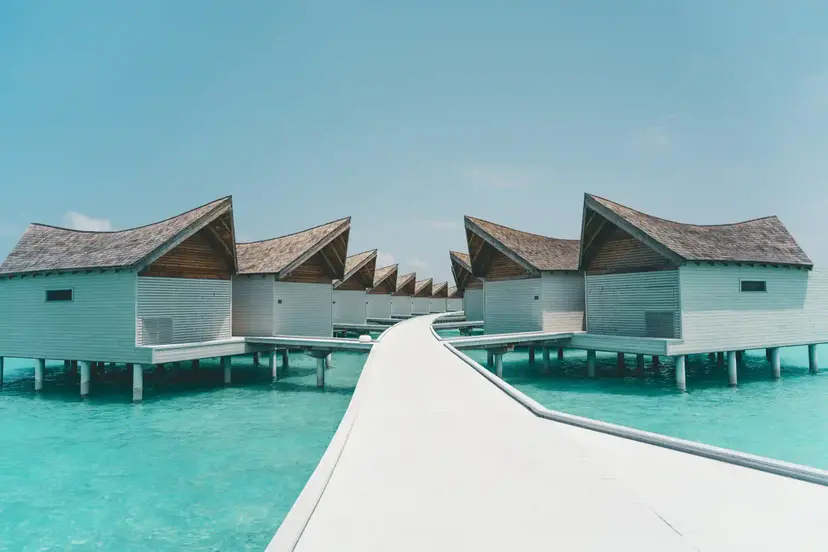 MÖVENPICK Resort Kuredhivaru Maldives